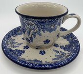 Kop en schotel blauwe druif