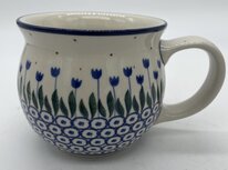 Soepkom met oor blauwe tulp